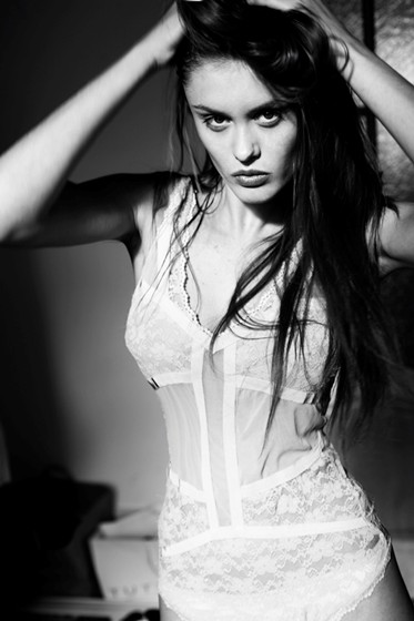 Photography: Юля Я. 85-60-89, рост 175